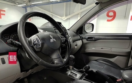 Mitsubishi Pajero Sport II рестайлинг, 2015 год, 2 000 000 рублей, 20 фотография