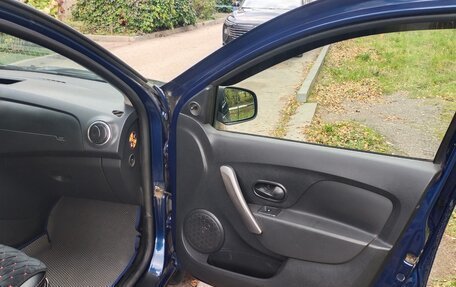 Renault Logan II, 2015 год, 400 000 рублей, 9 фотография