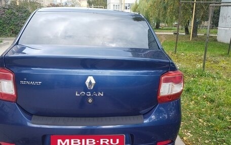 Renault Logan II, 2015 год, 400 000 рублей, 6 фотография