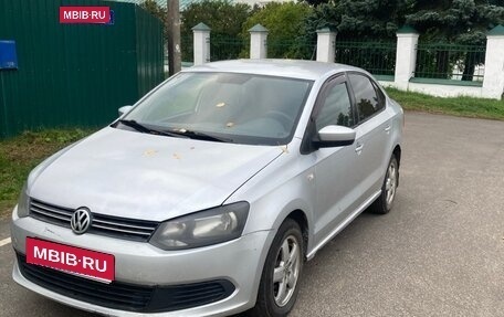 Volkswagen Polo VI (EU Market), 2013 год, 415 000 рублей, 2 фотография
