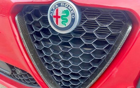 Alfa Romeo Giulia II, 2022 год, 3 590 000 рублей, 13 фотография