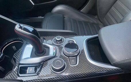 Alfa Romeo Giulia II, 2022 год, 3 590 000 рублей, 18 фотография