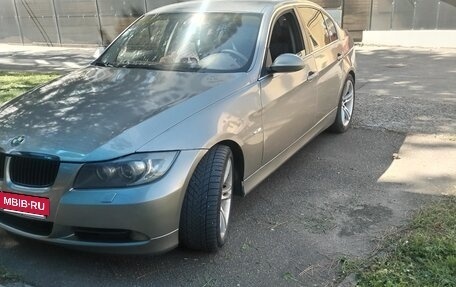 BMW 3 серия, 2007 год, 900 000 рублей, 2 фотография