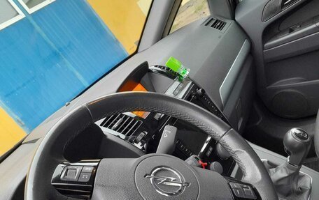 Opel Zafira B, 2013 год, 910 000 рублей, 8 фотография