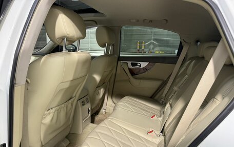 Infiniti QX70, 2016 год, 3 039 800 рублей, 6 фотография