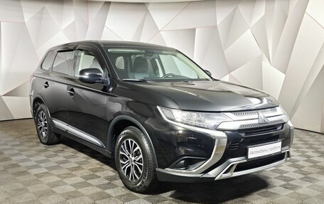 Mitsubishi Outlander III рестайлинг 3, 2019 год, 2 147 000 рублей, 3 фотография