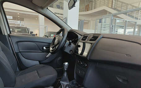 Renault Sandero II рестайлинг, 2019 год, 1 158 000 рублей, 13 фотография
