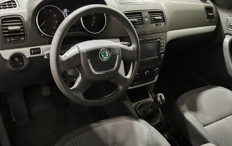 Skoda Yeti I рестайлинг, 2012 год, 700 000 рублей, 11 фотография