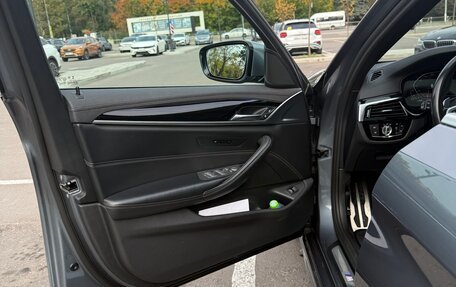 BMW 5 серия, 2019 год, 4 200 000 рублей, 12 фотография