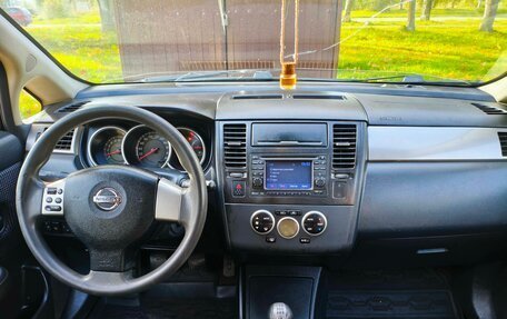 Nissan Tiida, 2010 год, 335 000 рублей, 13 фотография