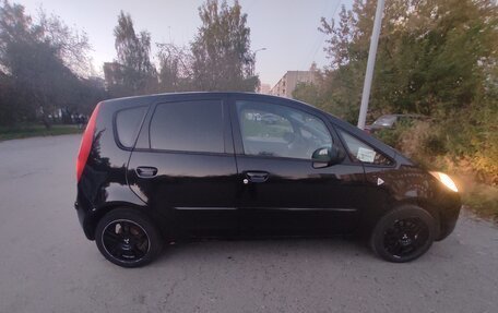 Mitsubishi Colt VI рестайлинг, 2006 год, 400 000 рублей, 3 фотография