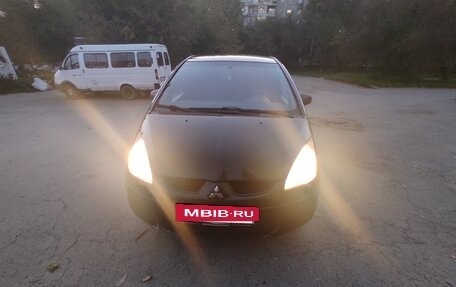 Mitsubishi Colt VI рестайлинг, 2006 год, 400 000 рублей, 5 фотография