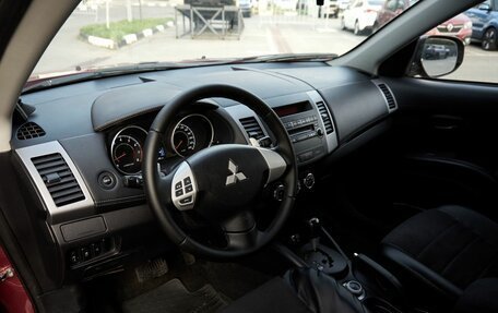 Mitsubishi Outlander III рестайлинг 3, 2011 год, 1 248 000 рублей, 5 фотография