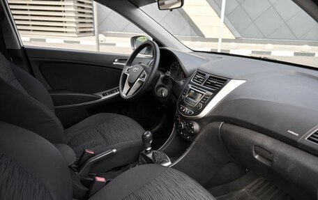 Hyundai Solaris II рестайлинг, 2015 год, 928 000 рублей, 6 фотография