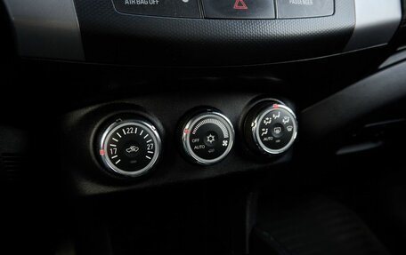 Mitsubishi Outlander III рестайлинг 3, 2011 год, 1 248 000 рублей, 10 фотография