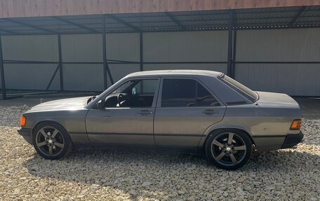 Mercedes-Benz 190 (W201), 1986 год, 215 000 рублей, 2 фотография