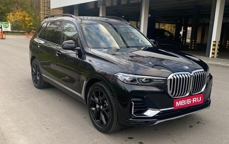 BMW X7, 2021 год, 7 350 000 рублей, 7 фотография