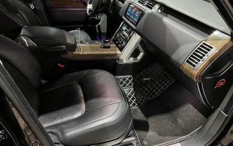 Land Rover Range Rover IV рестайлинг, 2018 год, 5 100 000 рублей, 12 фотография