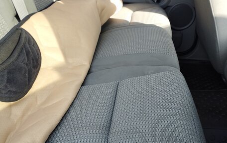 Jeep Commander, 2005 год, 1 700 000 рублей, 34 фотография