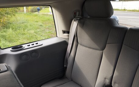 Jeep Commander, 2005 год, 1 700 000 рублей, 39 фотография