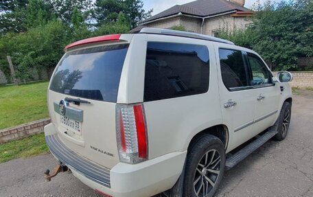 Cadillac Escalade III, 2012 год, 1 850 000 рублей, 3 фотография