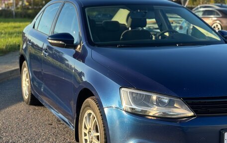 Volkswagen Jetta VI, 2014 год, 750 000 рублей, 2 фотография