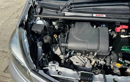 Toyota Vitz, 2012 год, 650 000 рублей, 5 фотография