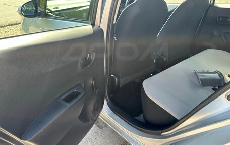 Toyota Vitz, 2012 год, 650 000 рублей, 11 фотография