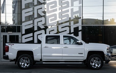Chevrolet Silverado, 2017 год, 4 250 000 рублей, 5 фотография