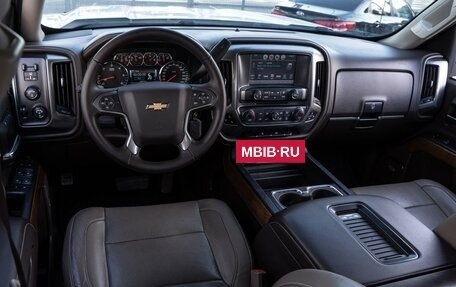 Chevrolet Silverado, 2017 год, 4 250 000 рублей, 9 фотография