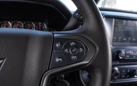 Chevrolet Silverado, 2017 год, 4 250 000 рублей, 22 фотография