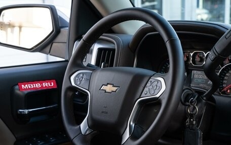 Chevrolet Silverado, 2017 год, 4 250 000 рублей, 26 фотография