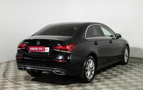 Mercedes-Benz A-Класс, 2019 год, 2 499 700 рублей, 5 фотография