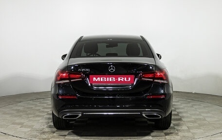 Mercedes-Benz A-Класс, 2019 год, 2 499 700 рублей, 6 фотография