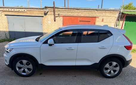 Volvo XC40 I, 2021 год, 1 950 000 рублей, 4 фотография