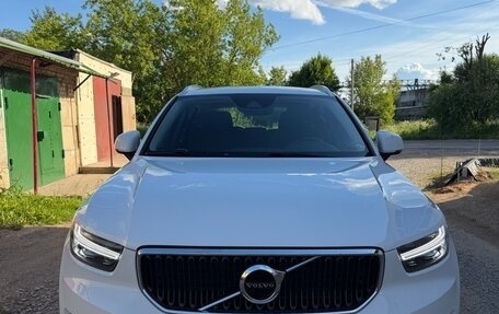 Volvo XC40 I, 2021 год, 1 950 000 рублей, 2 фотография