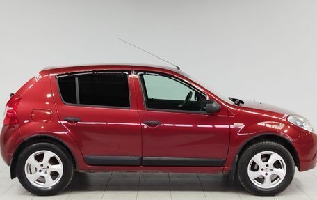 Renault Sandero I, 2013 год, 550 000 рублей, 4 фотография