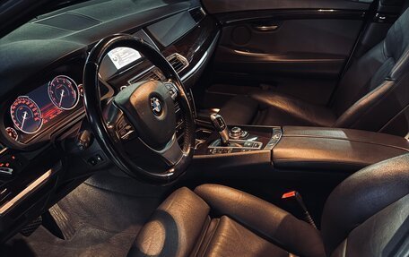 BMW 5 серия, 2013 год, 2 900 000 рублей, 11 фотография
