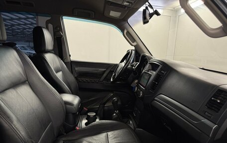 Mitsubishi Pajero IV, 2007 год, 1 250 000 рублей, 14 фотография