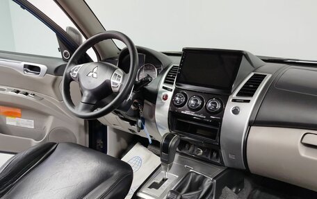 Mitsubishi Pajero Sport II рестайлинг, 2011 год, 1 590 000 рублей, 13 фотография