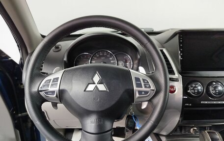 Mitsubishi Pajero Sport II рестайлинг, 2011 год, 1 590 000 рублей, 18 фотография