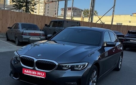 BMW 3 серия, 2019 год, 2 950 000 рублей, 2 фотография