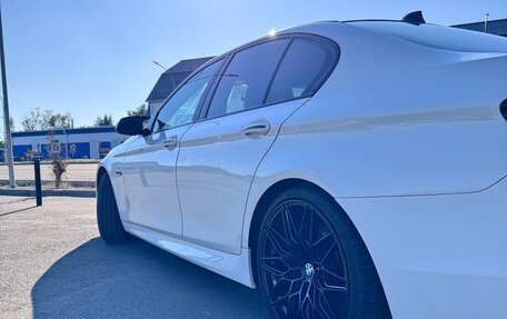 BMW 5 серия, 2013 год, 2 600 000 рублей, 23 фотография