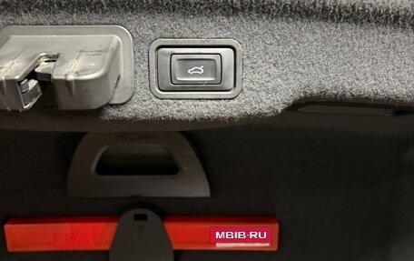 Audi A8, 2012 год, 2 450 000 рублей, 10 фотография