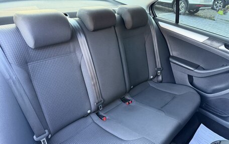 Volkswagen Jetta VI, 2017 год, 1 450 000 рублей, 12 фотография