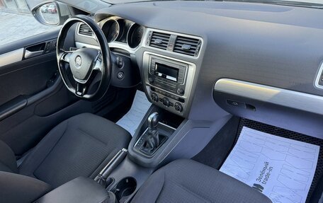 Volkswagen Jetta VI, 2017 год, 1 450 000 рублей, 13 фотография