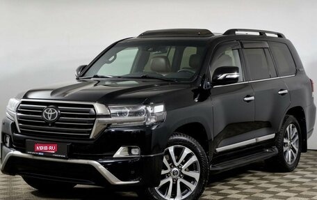 Toyota Land Cruiser 200, 2017 год, 3 898 000 рублей, 1 фотография