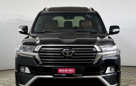 Toyota Land Cruiser 200, 2017 год, 3 898 000 рублей, 2 фотография