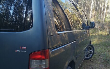 Volkswagen Multivan T5, 2007 год, 1 900 000 рублей, 3 фотография