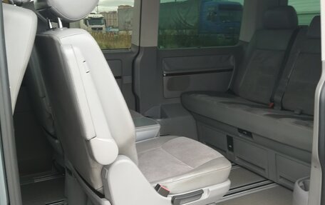 Volkswagen Multivan T5, 2007 год, 1 900 000 рублей, 18 фотография